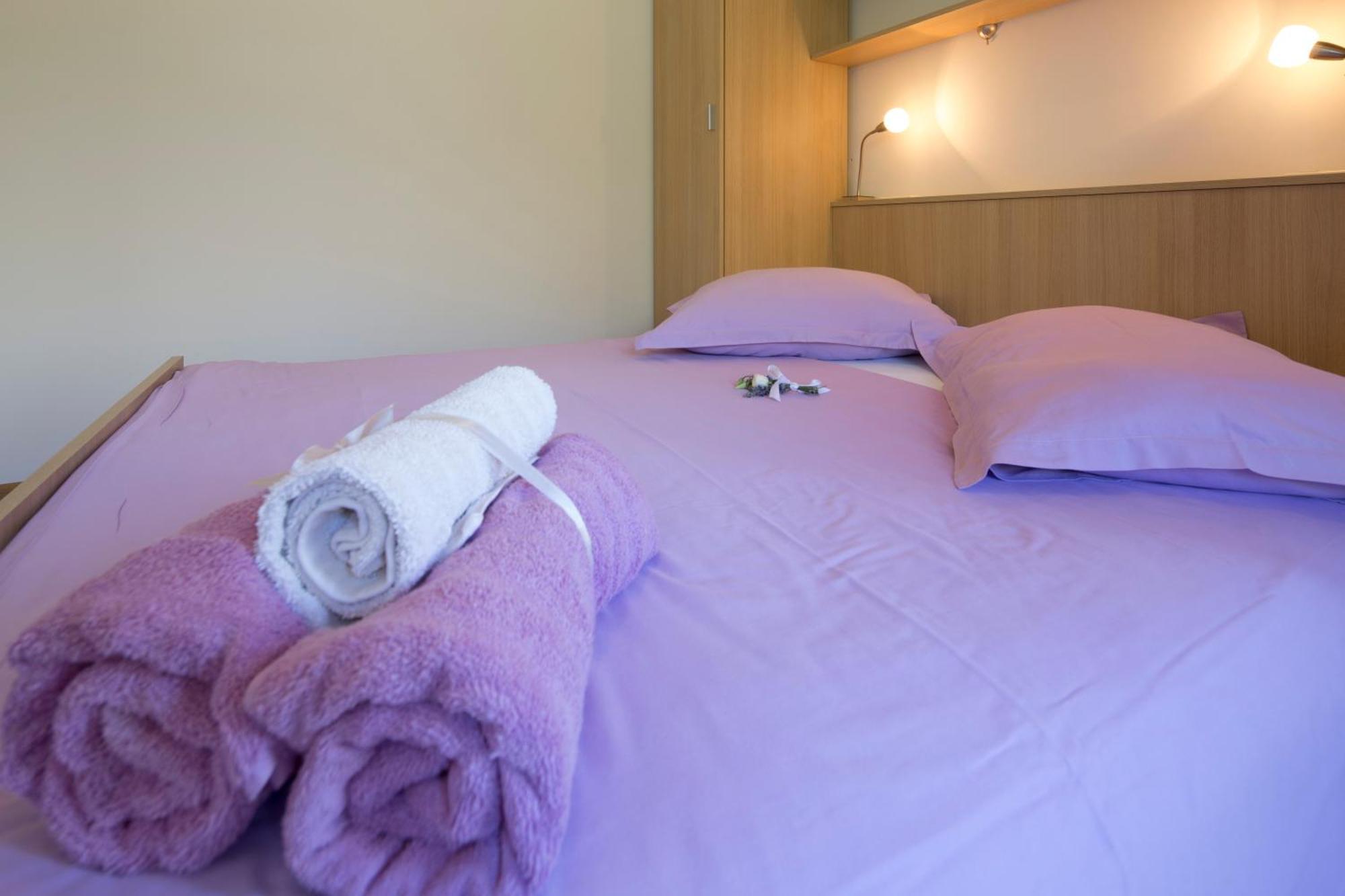 Apartmani Villa Athina Tučepi Kültér fotó