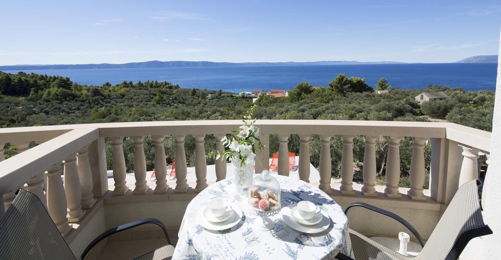 Apartmani Villa Athina Tučepi Kültér fotó