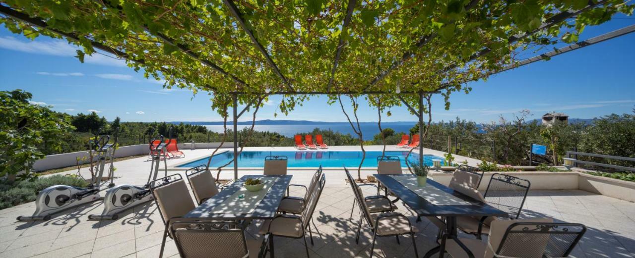 Apartmani Villa Athina Tučepi Kültér fotó